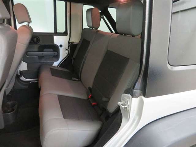 2010 Jeep Wrangler Unlimited 4x4 Sport 4dr SUV